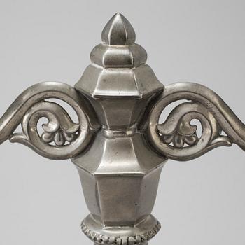 A pair of pewter candelabra by Gerotin, 20th Century.