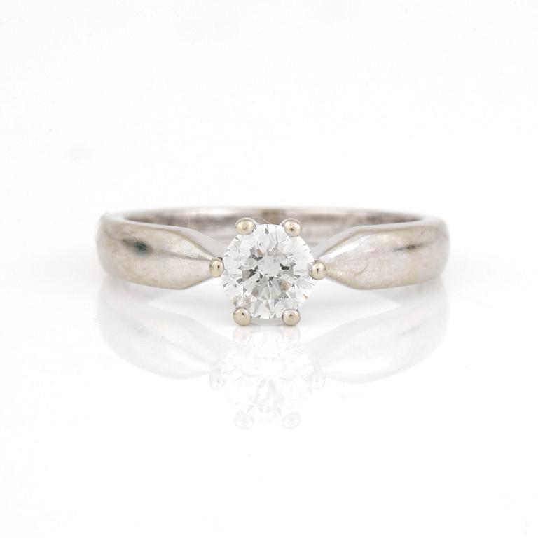 RING, Stjärnringen, modell Bellatrix, med briljantslipad diamant 0.80 ct enligt gravyr.