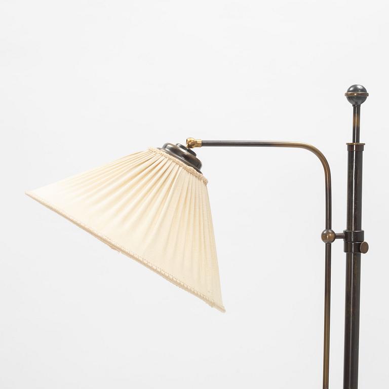 A 1930's floor lamp.