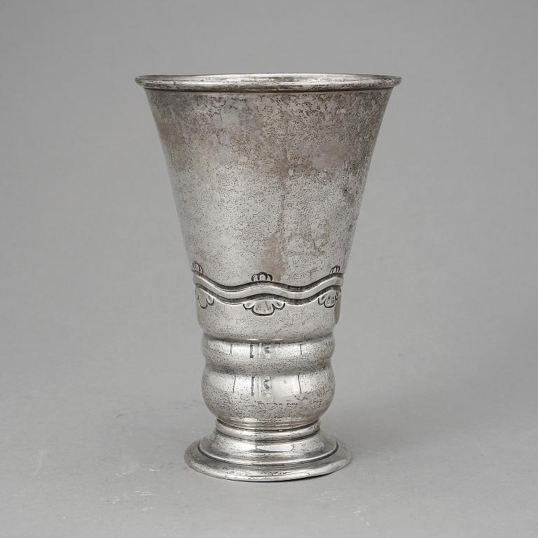 VAS, silver, Christian. F. Heise, Köpenhamn, Danmark, 1922. Vikt ca 185g.