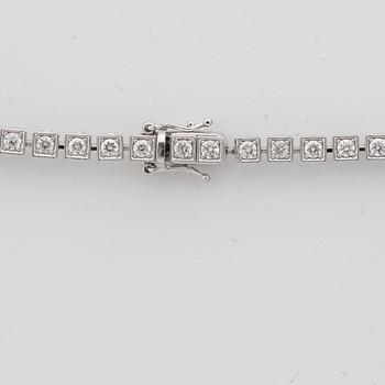 COLLIER med briljantslipade diamanter totalt ca 16.50 ct. Kvalitet ca G-H/VS-SI.