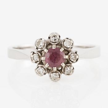 Ring, cameo model, 18K white gold with small diamonds and red-toned stone,.