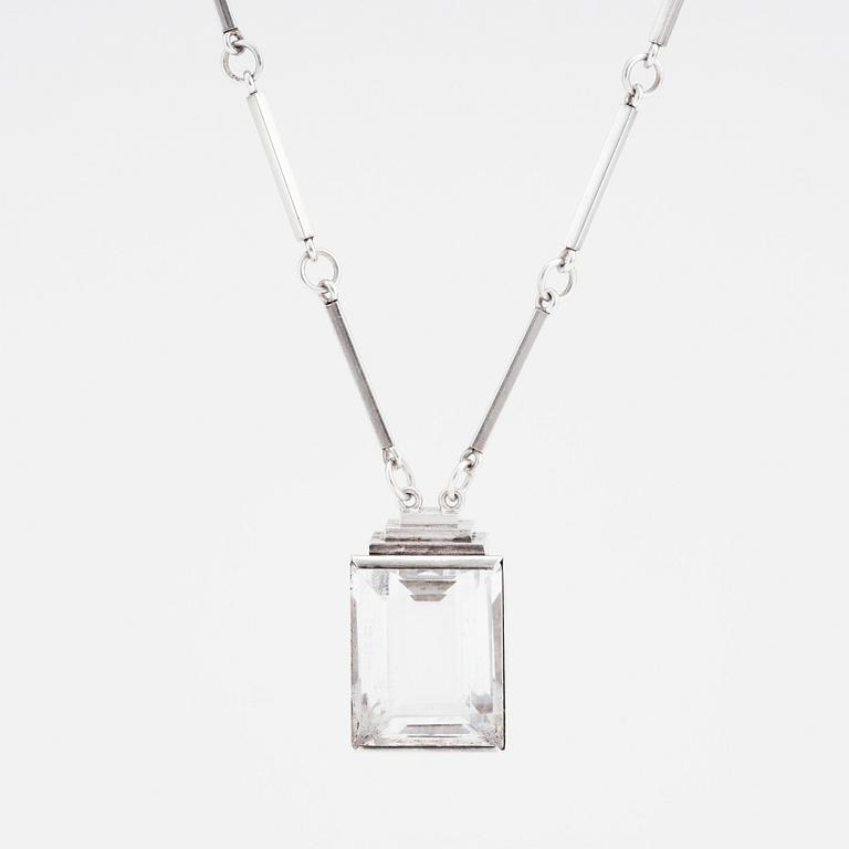 Wiwen Nilsson, hängsmycke, Lund 1943, sterling och bergkristall.