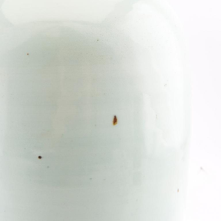 Two Chinese blue and white vases, late Qing dynasty, first half of the 20th century.