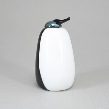 OIVA TOIKKA, lasilintu, large Pinquin Penguin, signeerattu O. Toikka Nuutajärvi.