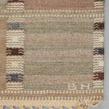 Barbro Nilsson, A carpet, "Falurutan grå", flat weave, ca 249,5 x 188 cm, signed AB MMF BN.