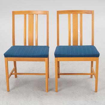 Bertil Fridhagen, a dining table with four chairs, Bodafors, second half of the 20th Century.