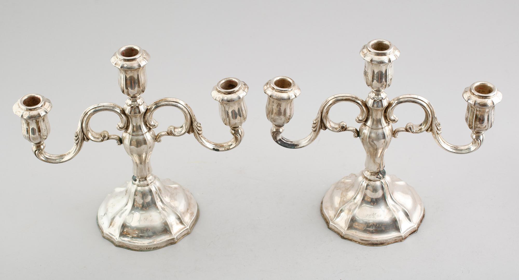 KANDELABRAR, 1 par, silver, 1930-tal. Vikt ca 720 gram.