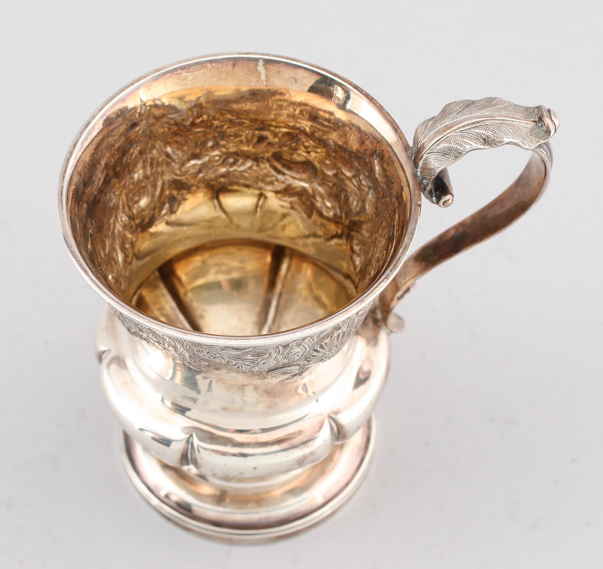 BÄGARE, silver, London 1829. Vikt ca 219 g.