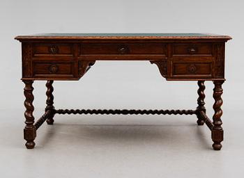 SKRIVBORD, ek, barockstil, 1900-talets första hälft.