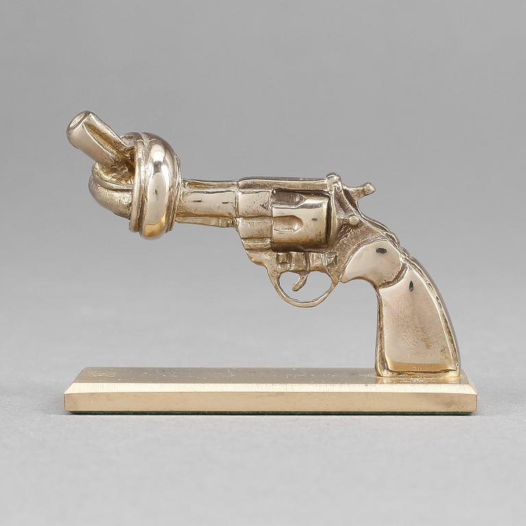 CARL FREDRIK REUTERSWÄRD, skulptur, mässing, för Skultuna, 1900-talets andra hälft, monogramsignerad.