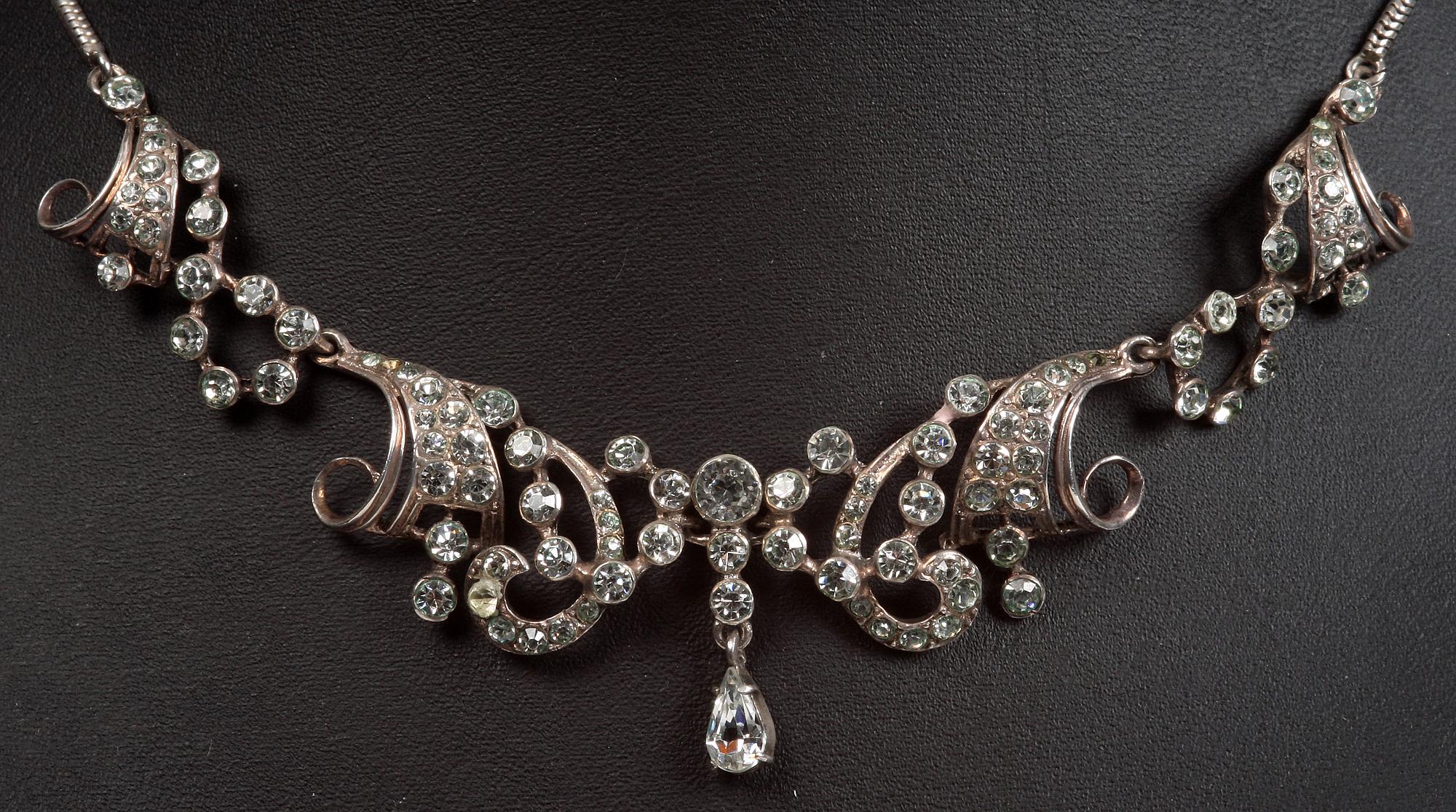 PARTI SMYCKEN, 5 delar, silver, 1900-talets andra hälft.