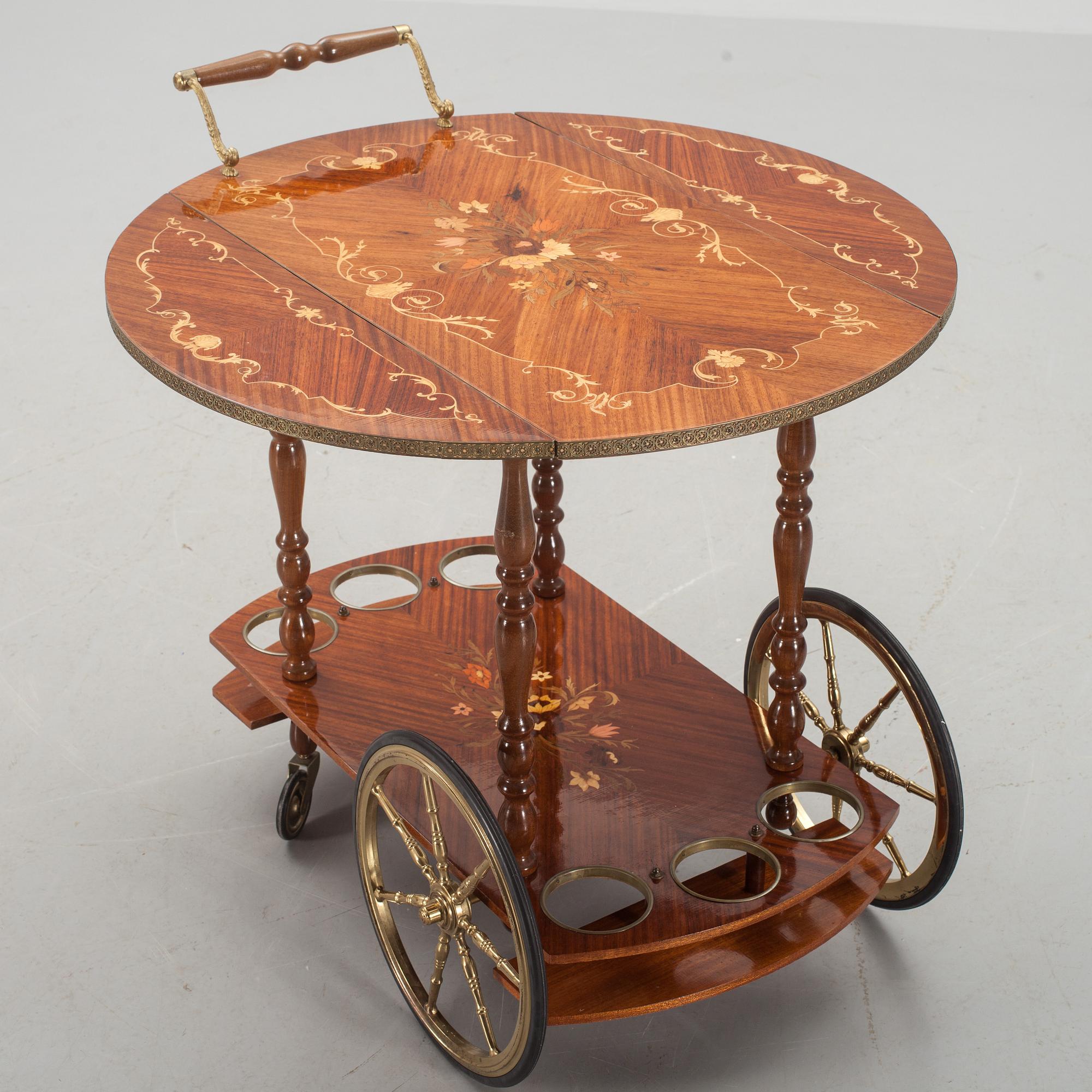 SERVERINGSVAGN, 1900-talets andra hälft.