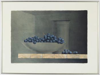 Philip von Schantz, Grapes in a Bowl.