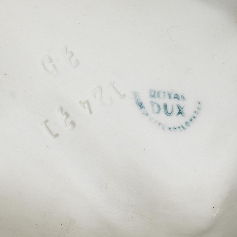 Figurin, porslin, Royal Dux, Tjeckoslovakien.