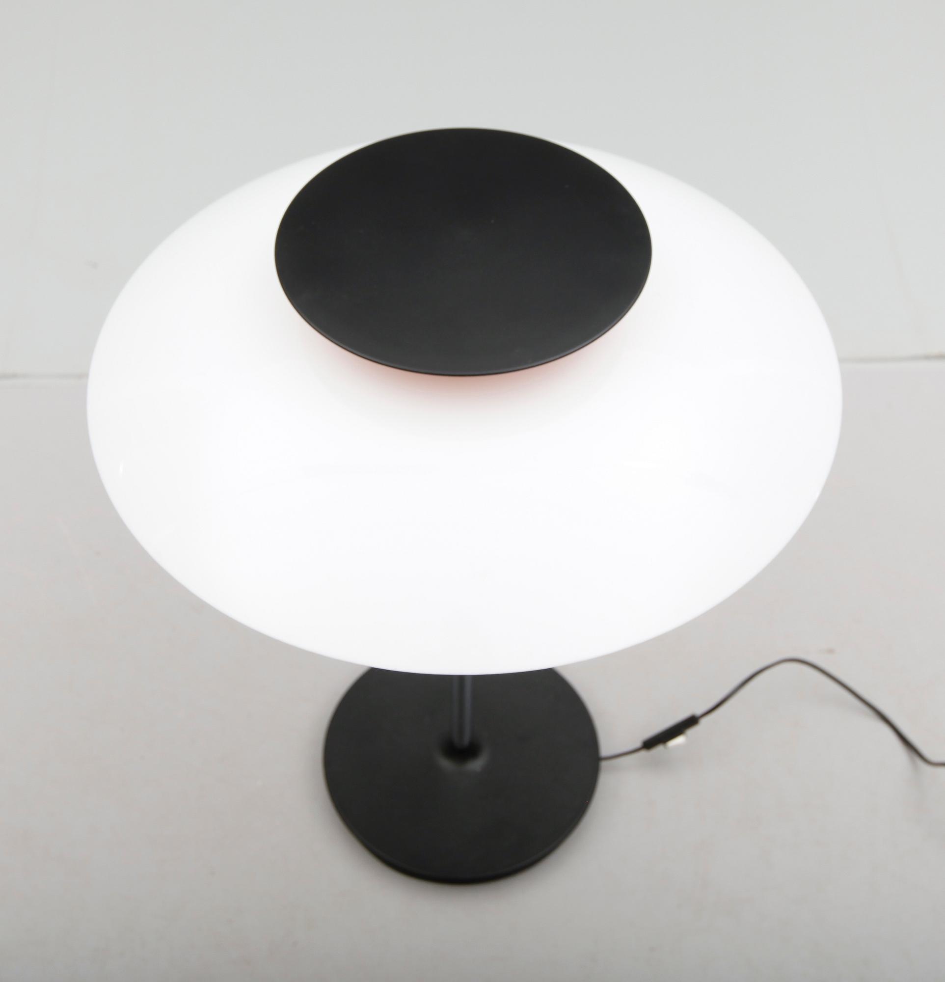 BORDSLAMPA, PH-80, Poul Henningsen.
