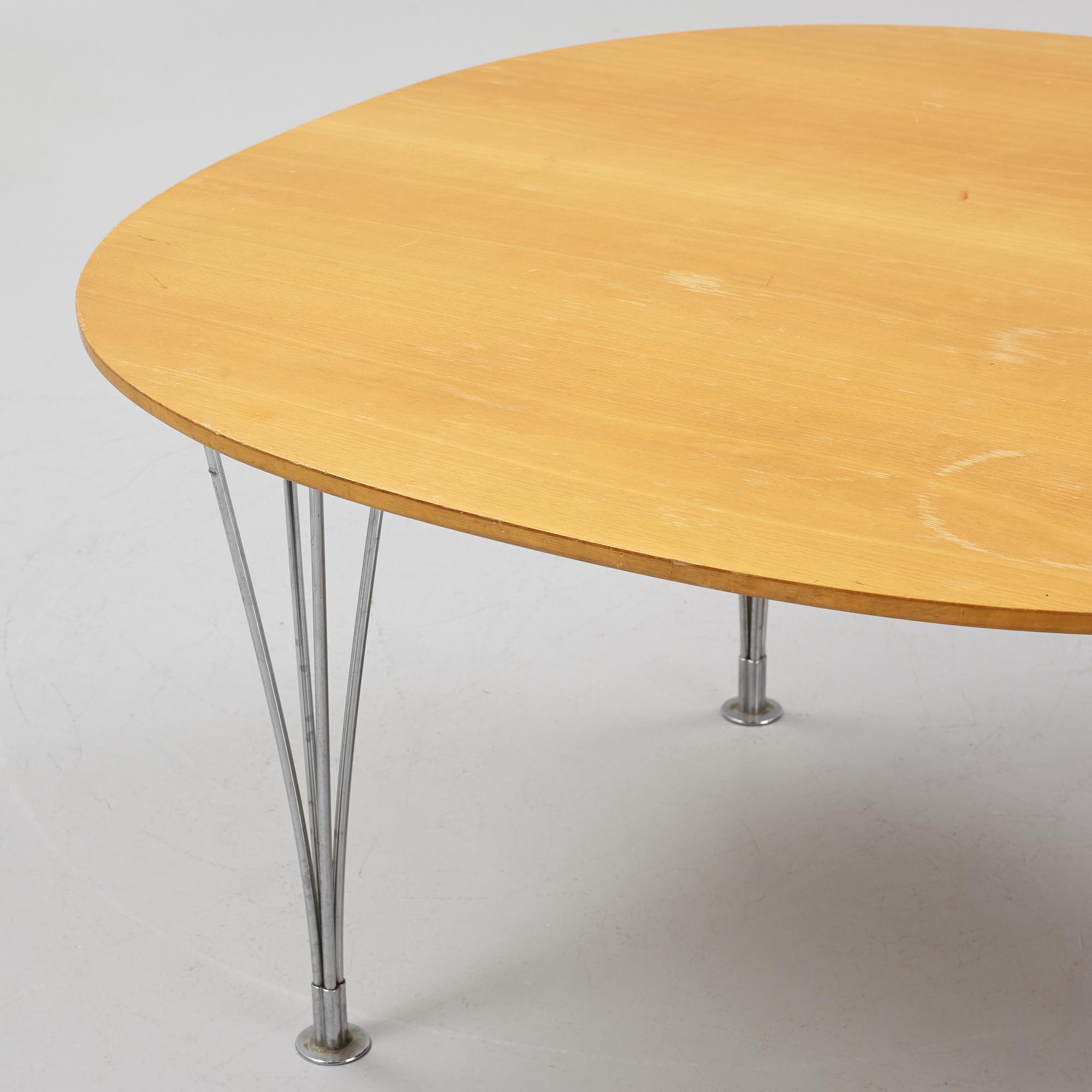 Bruno Mathsson & Piet Hein, table, "Supercirkel", Bruno Mathsson International, Värnamo.