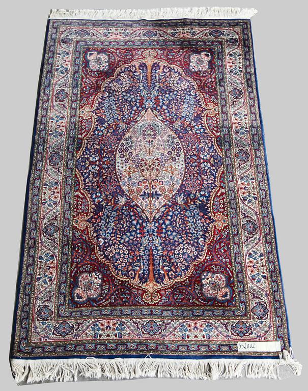 MATTA, orientalisk. 242 x 155.