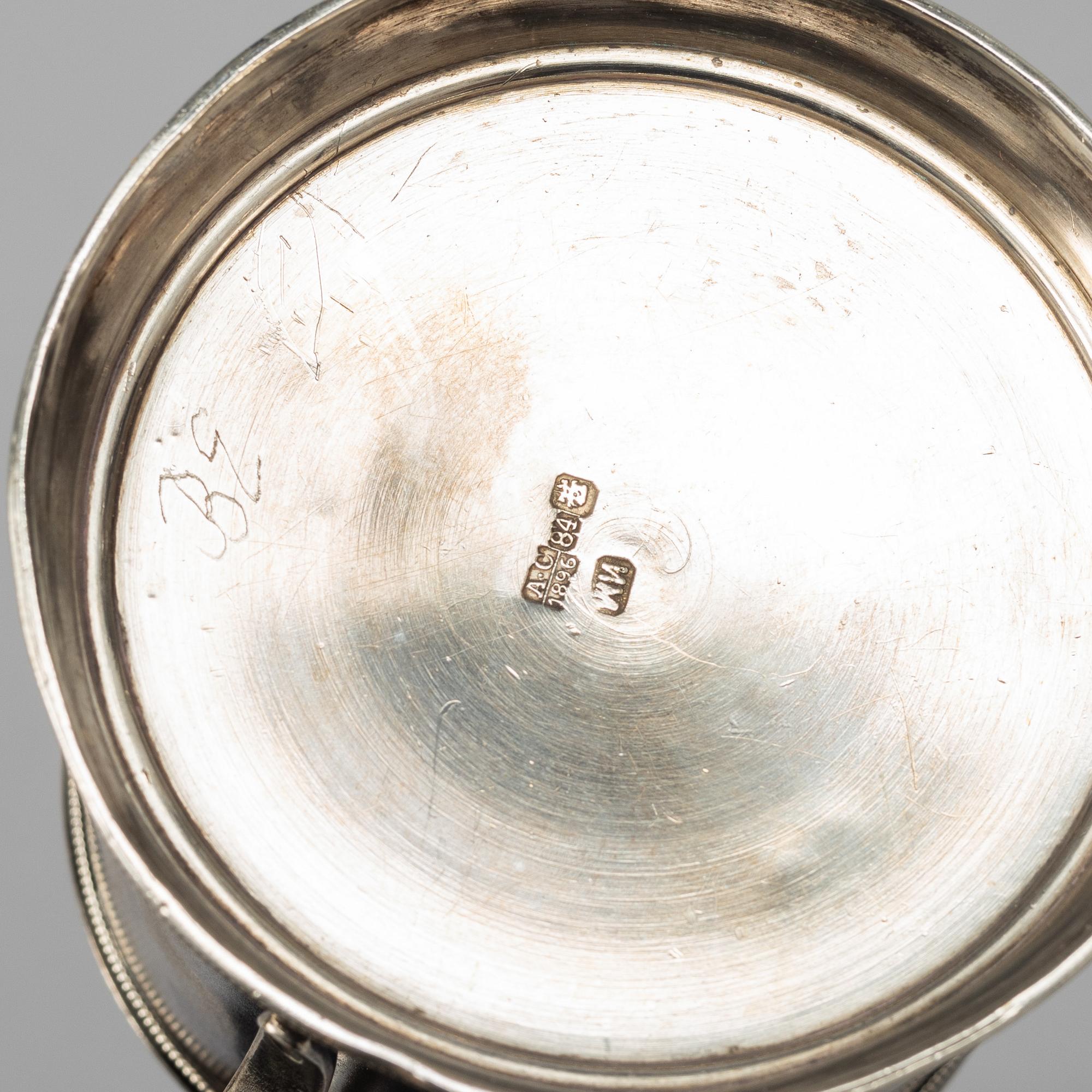 Teglashållare, silver, kontrollmästarstämpel A. Skovronsky, Moskva 1896.