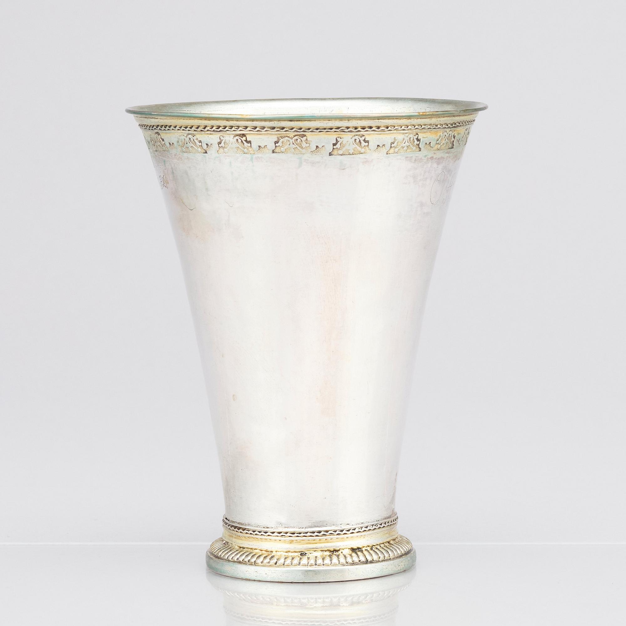 Johan Pettersson Berg, bägare, silver, Norrköping, 1766. Rokoko.