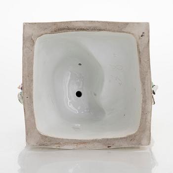 A porcelain figure group, probably Meissen, early 1900s.