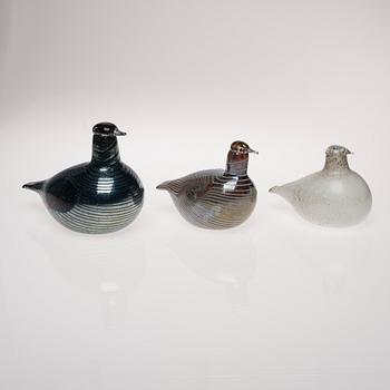 OIVA TOIKKA, GLASFÅGLAR, 3 st, signerade.