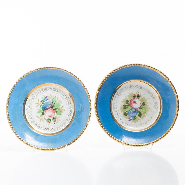Six Russian plates, Kuznetsov, early 20th Century.