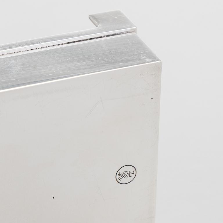 Bertel Gardberg, A lidded silver box with rosewood interior,  for Kultateollisuus, Turku 1968.