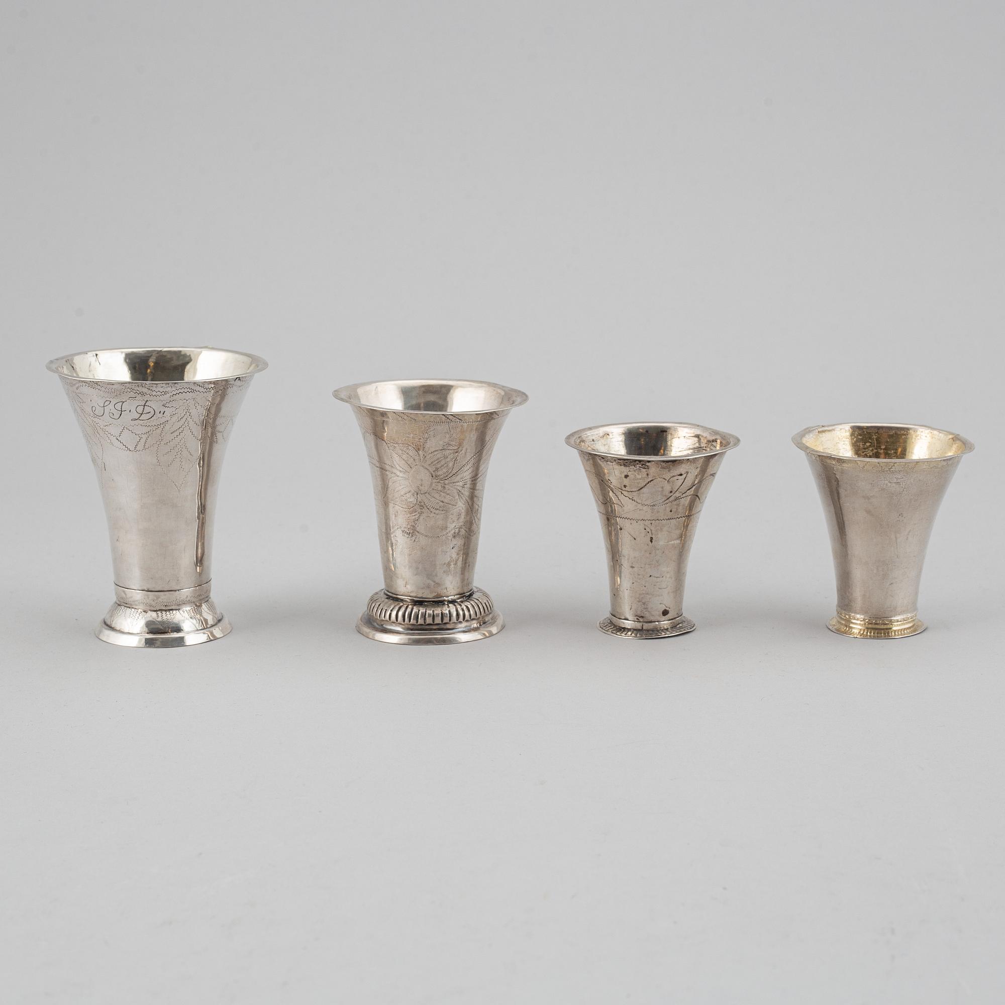 A mixed lot of four Swedish silver beakers, 1797-1818.