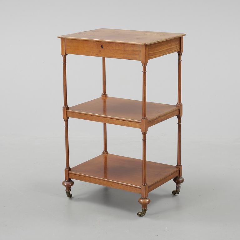 ETAGERE, 1800-tal.