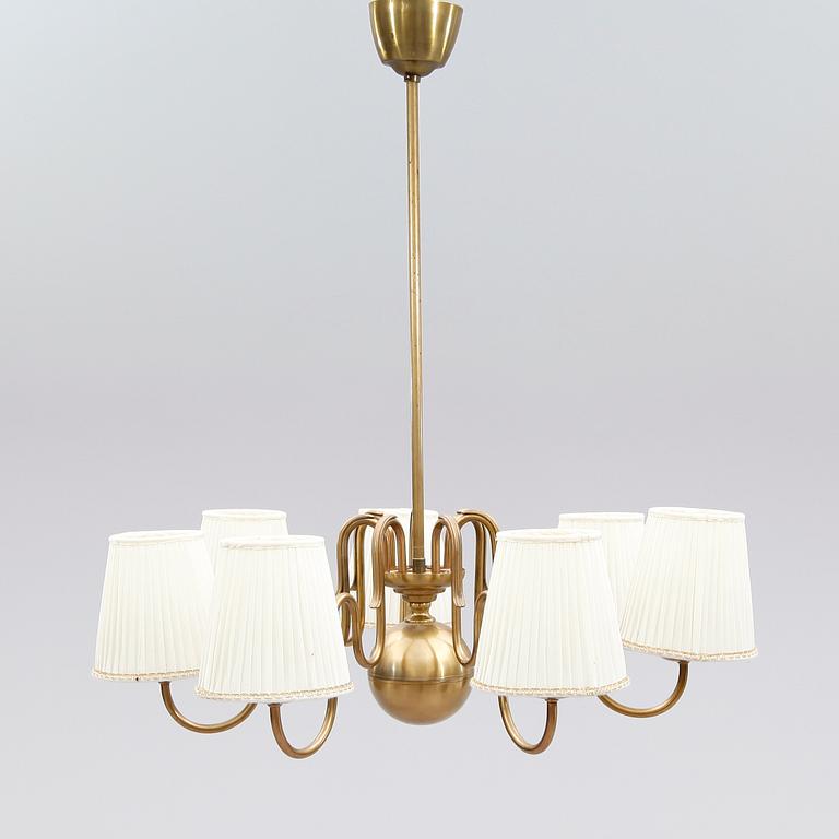 TAKLAMPA, 1900-talets första hälft. Höjd ca 80 cm.