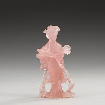 A Chinese quartz figure of a court lady.