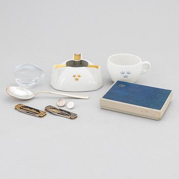 A collection of items from The Swedish America Line.