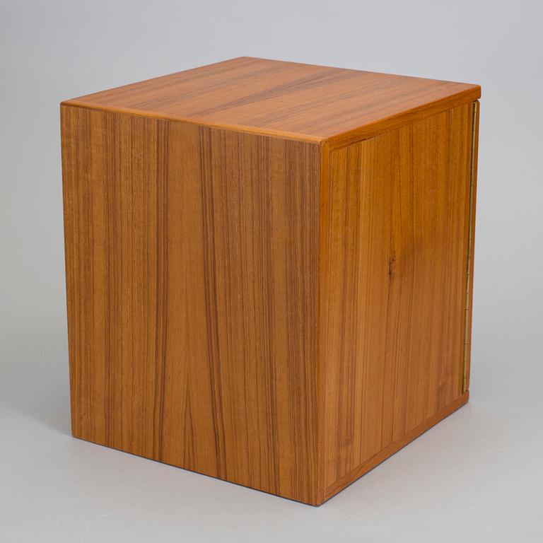 MYNTSKÅP, 1960-tal.