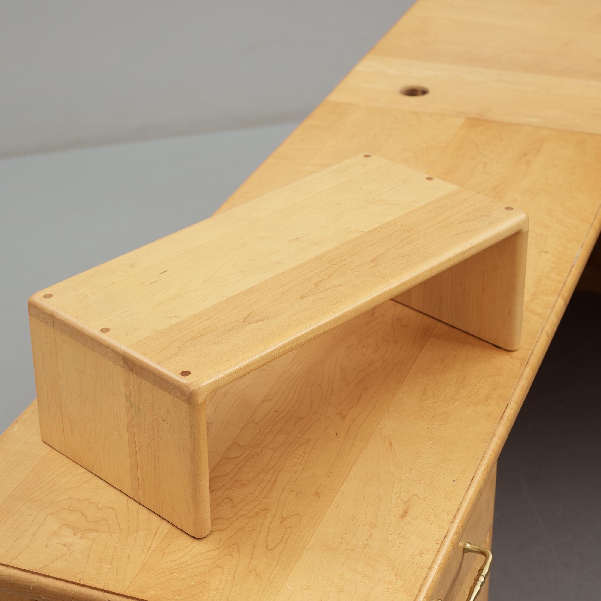 A large 20th century desk, Pompanoosuuc Mills, Canada.