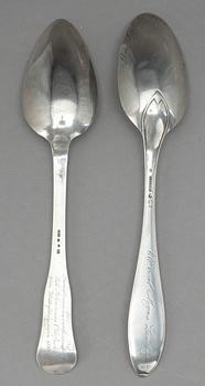 BELÖNINGSSKEDAR, 2 st, silver, Erik Bratt, Uddevalla, 1813 samt Carl Tengstedt, Göteborg 1864. Tot vikt 116 gram.