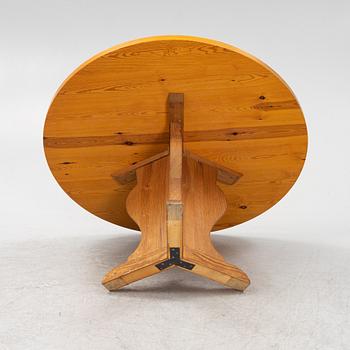 Nordiska Kompaniet, a stained pine coffee table, Sweden, late 1930s.