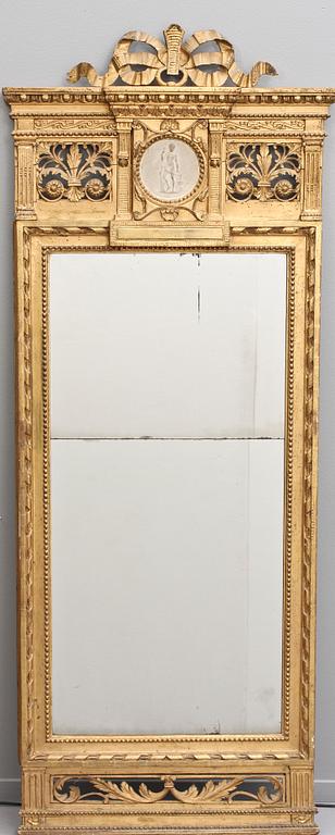 SPEGEL. Stockholmsarbete, 1700-talets slut. Gustaviansk.