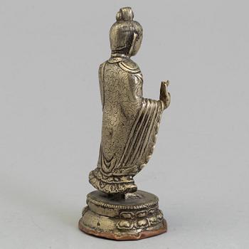 BUDDHA DIPANKARA, metall. Tibet, troligen tidigt 1900-tal.