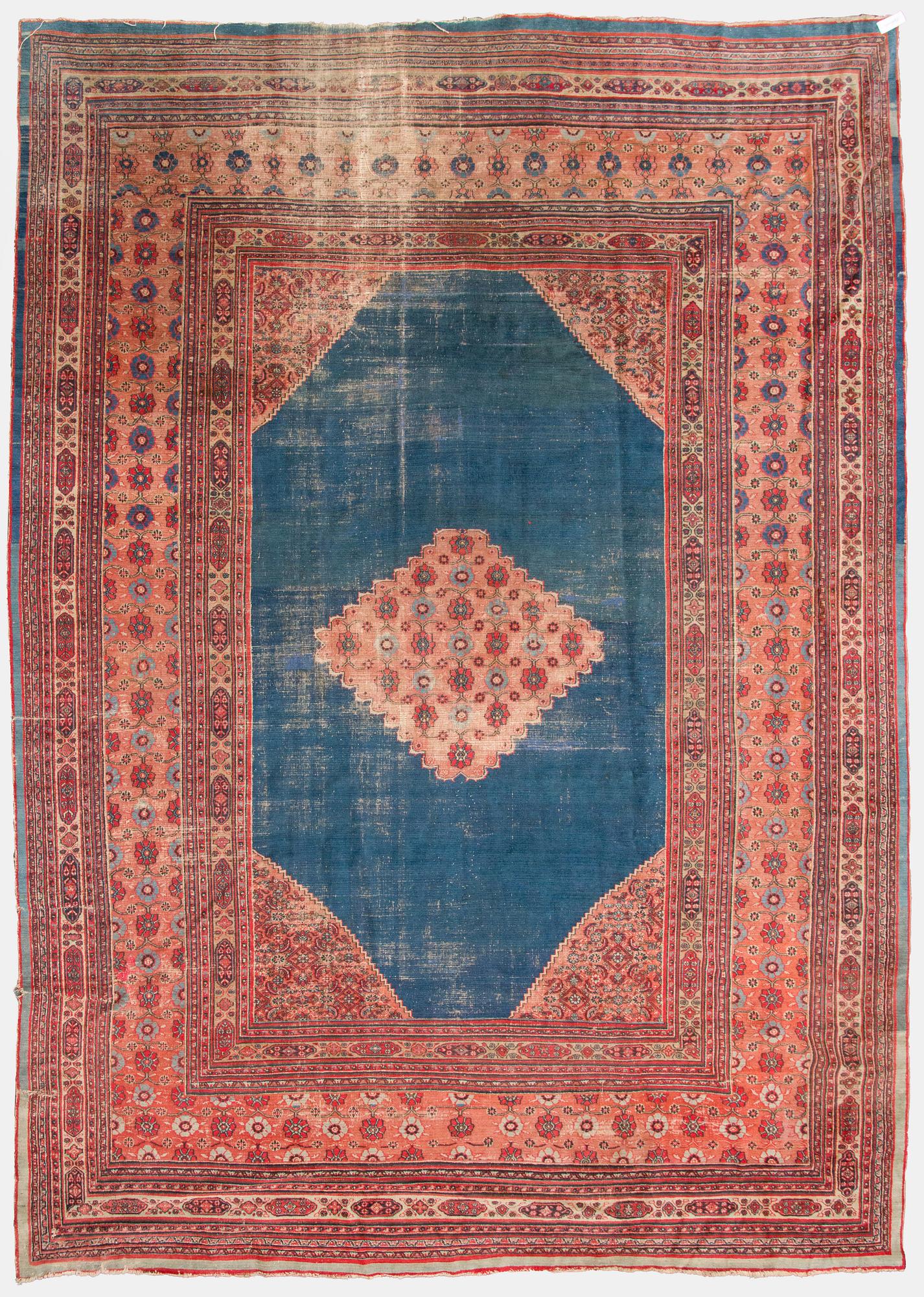 Matta, antik Doroshk, nordöstra Persien, ca 490 x 353 cm.