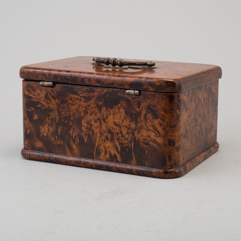 JACOB SIÖLIN, a burr alder veneered box from Köping, signed and numbered 506.