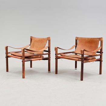 FÅTÖLJER, ett par, "Scirocco", design Arne Norell, 1900-talets andra hälft.