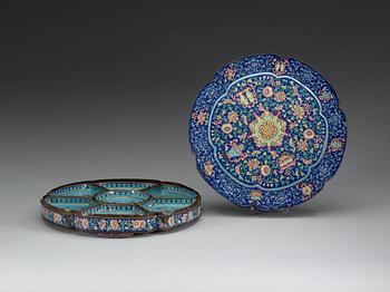 An enameled box and cover with a seven-piece cabaret, Qing dynasty, 18th Century.