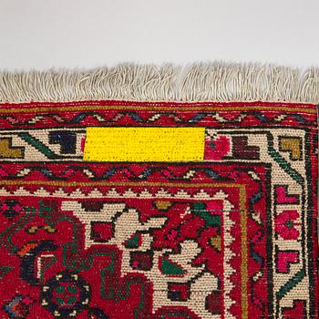 Two Oriental runners. Circa 312 x 93 cm and 230 x 104 cm.