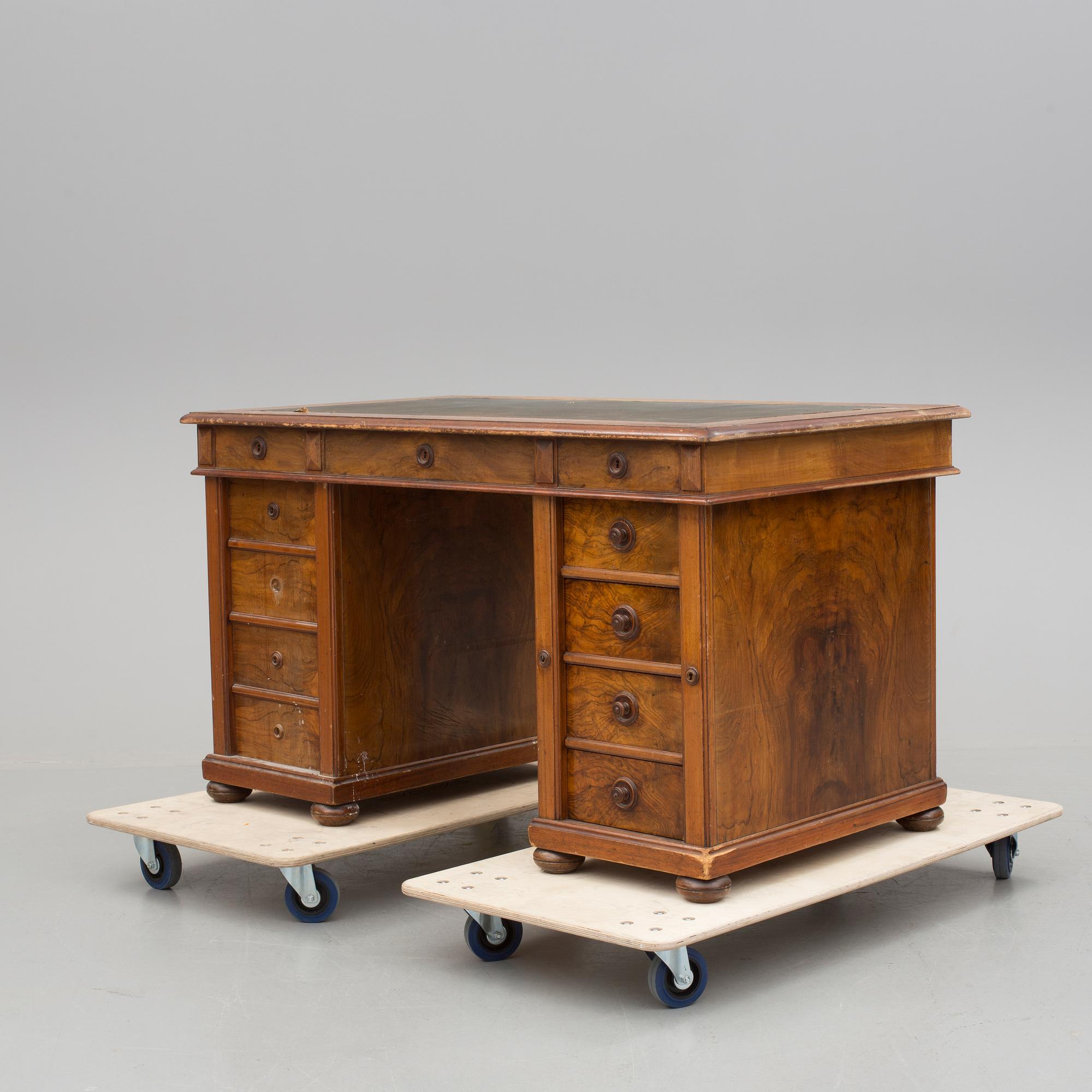 SKRIVBORD, nyrenässans, 1800-talets slut.