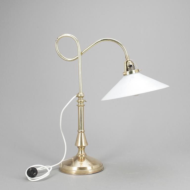 BORDSLAMPA, tidigt 1900-tal.