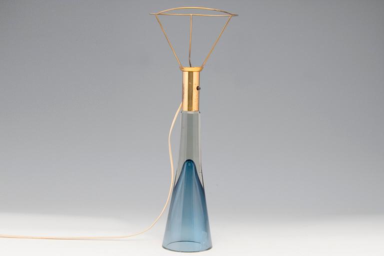Lisa Johansson-Pape, BORDSLAMPA.