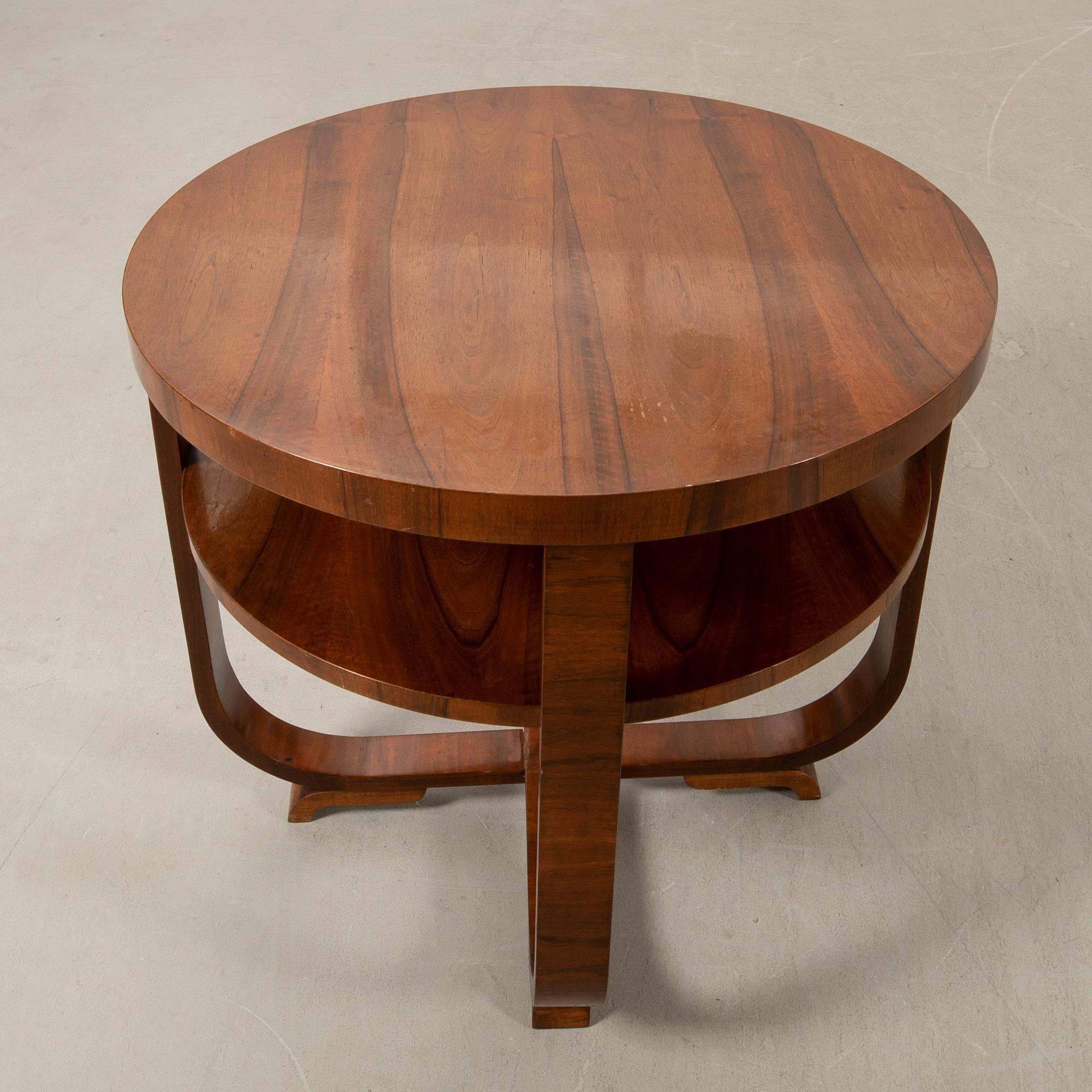 Coffee table/side table Art Deco first half of the 20th century.