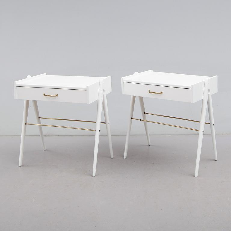 SÄNGBORD, 1 par, 1950-tal.