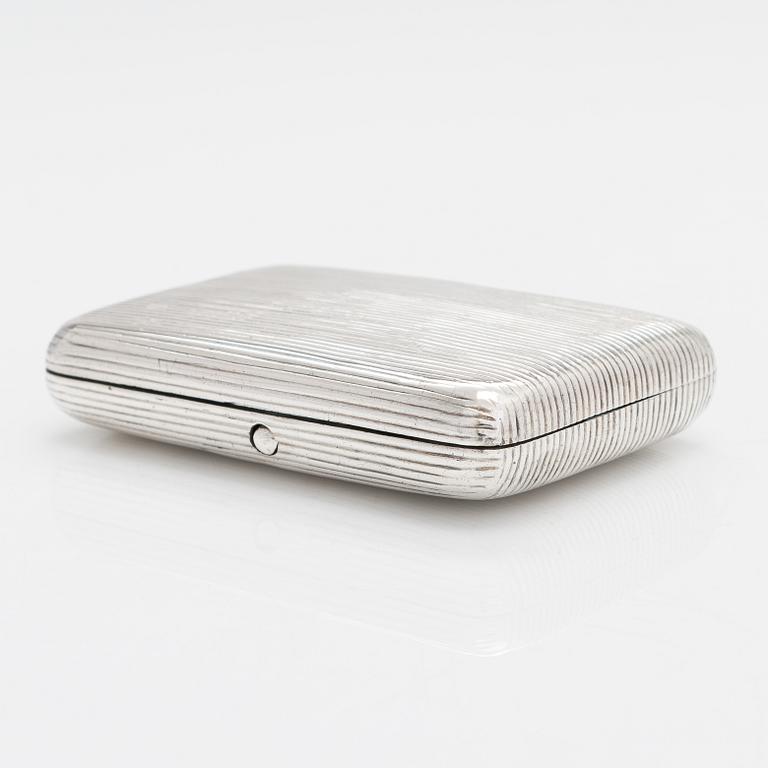 A silver cigarette case, Moscow 1886. Unidentified maker's mark.